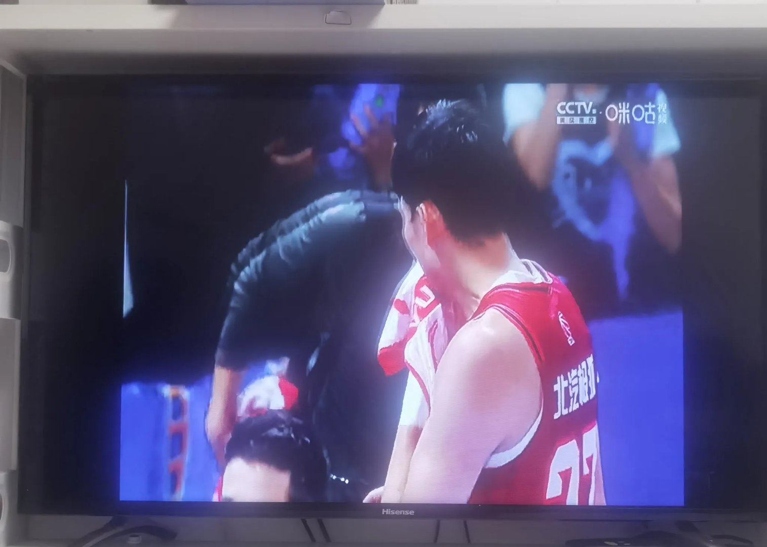 表现优异首场状态出色,SKT观众沸腾!,德布劳内重返赛场比赛高潮迭起的简单介绍华体会官方网站